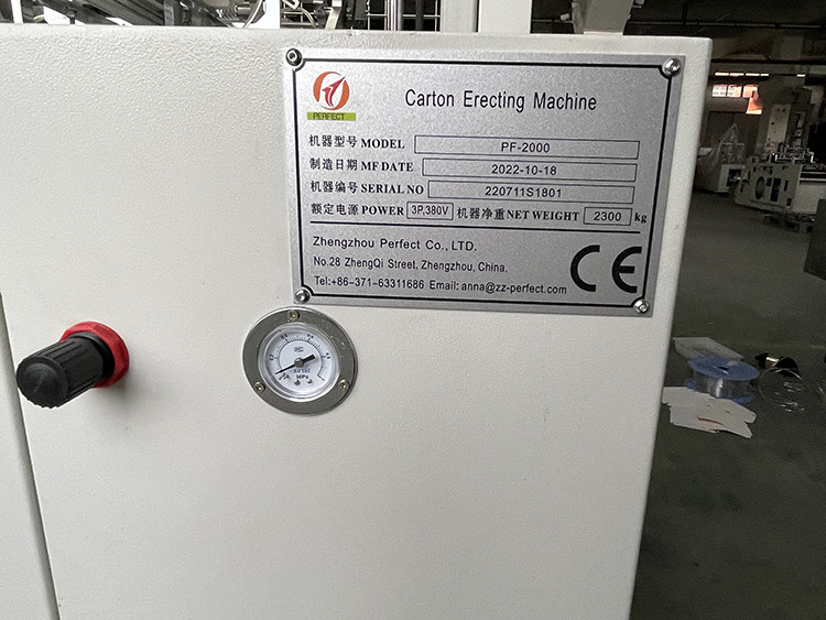 Speed 180pcs/min take away box machine With 200-620gsm 3kw Power Supply